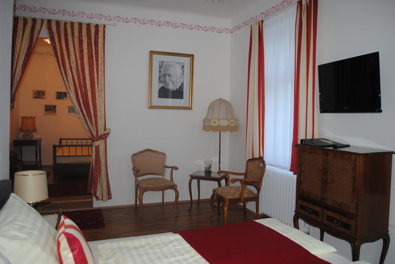 Hotel Mariandl Spitz an der Donau Esterno foto